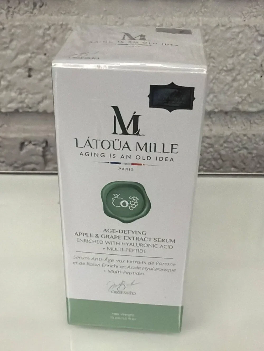 Latoua Mille Apple & Grape Age-Defying Serum Hyaluronic Acid + multi-Peptide
